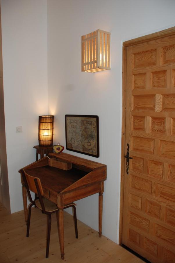 Appartement de charme au cœur d une cité médiévale Villefranche-de-Conflent Extérieur photo