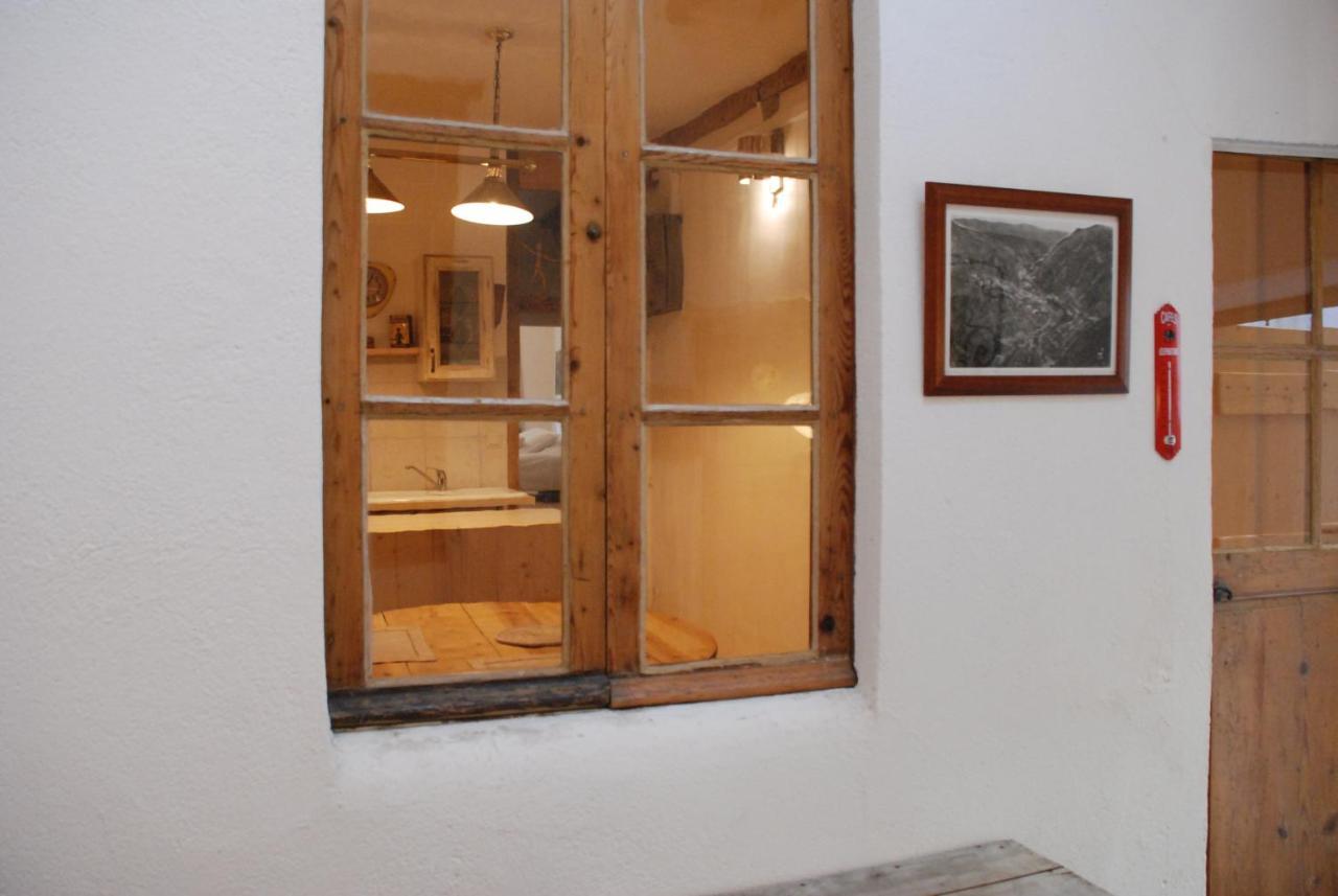 Appartement de charme au cœur d une cité médiévale Villefranche-de-Conflent Extérieur photo