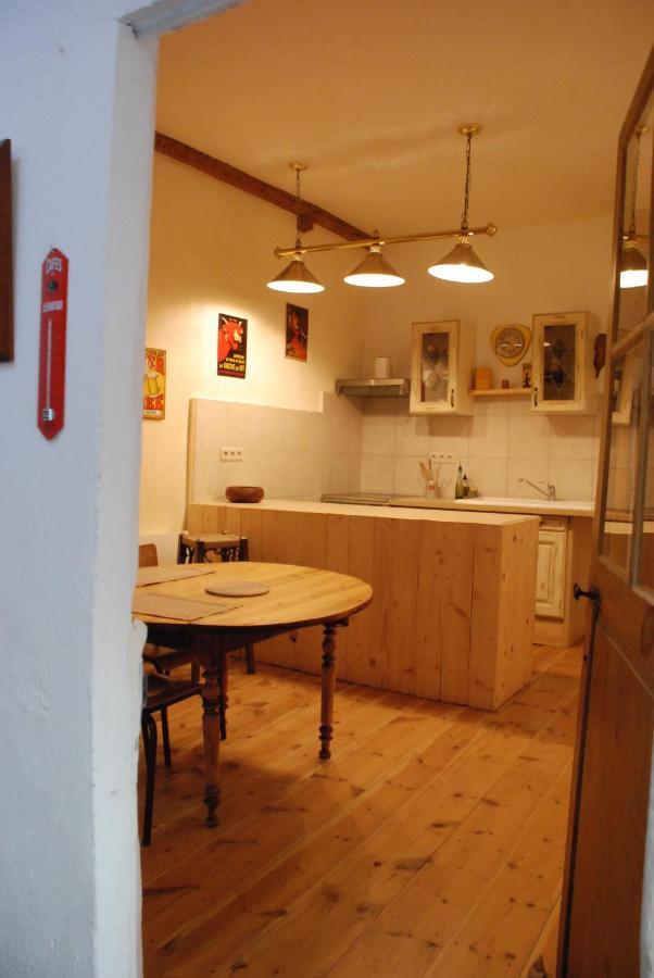 Appartement de charme au cœur d une cité médiévale Villefranche-de-Conflent Extérieur photo