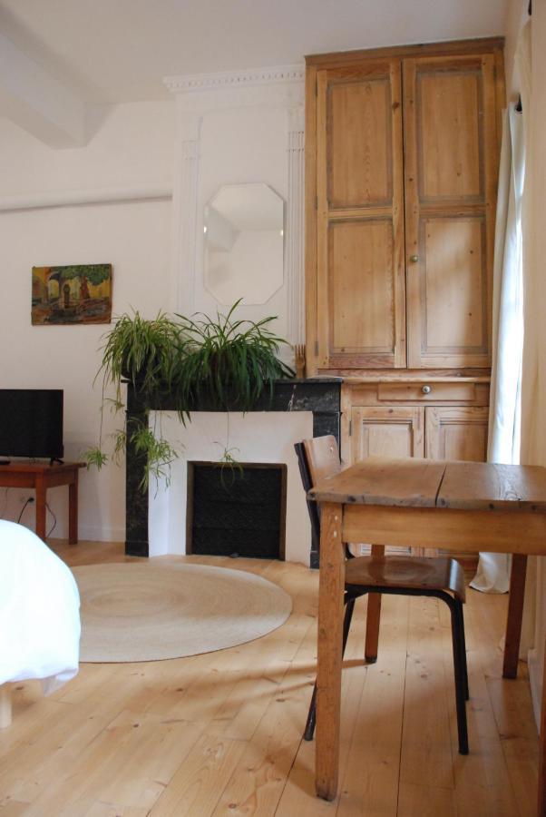 Appartement de charme au cœur d une cité médiévale Villefranche-de-Conflent Extérieur photo